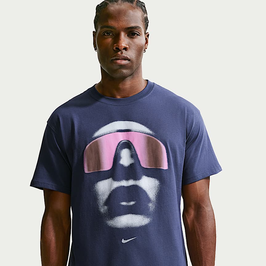 Nike SB Skate T-Shirt. Nike.com